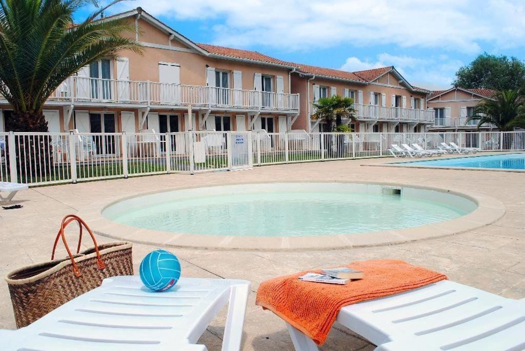 Petit Oasis Avec Piscine Apartment Anglet Bagian luar foto